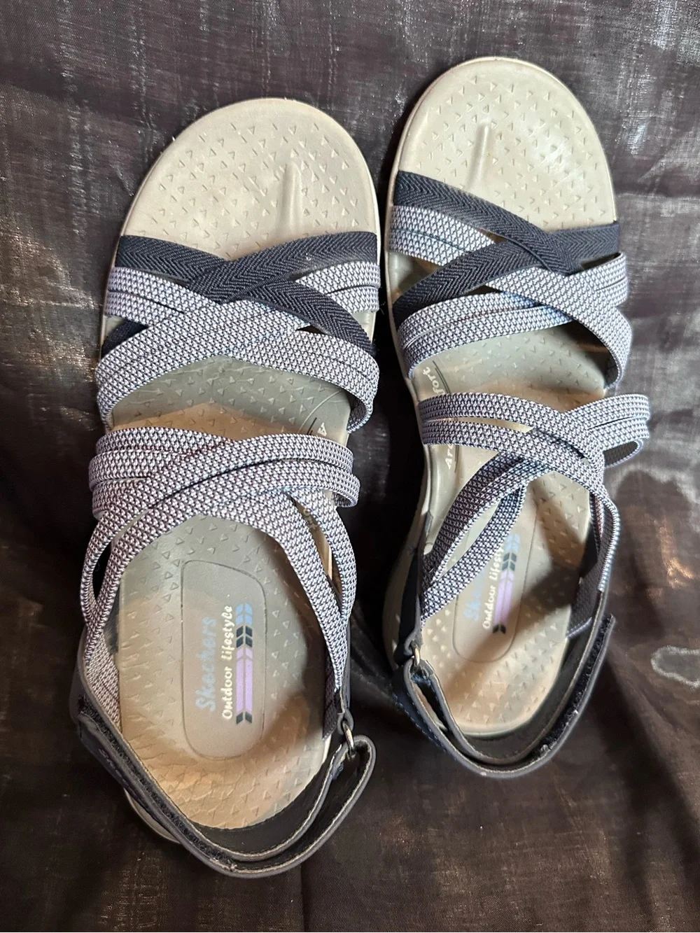Skechers Navy & Blue Woven Strappy Sandals outdoor lifestyle arch comfort size 8